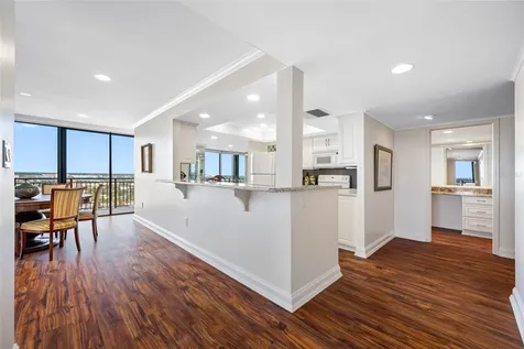 7600 Bayshore Drive Treasure Island FL 33706