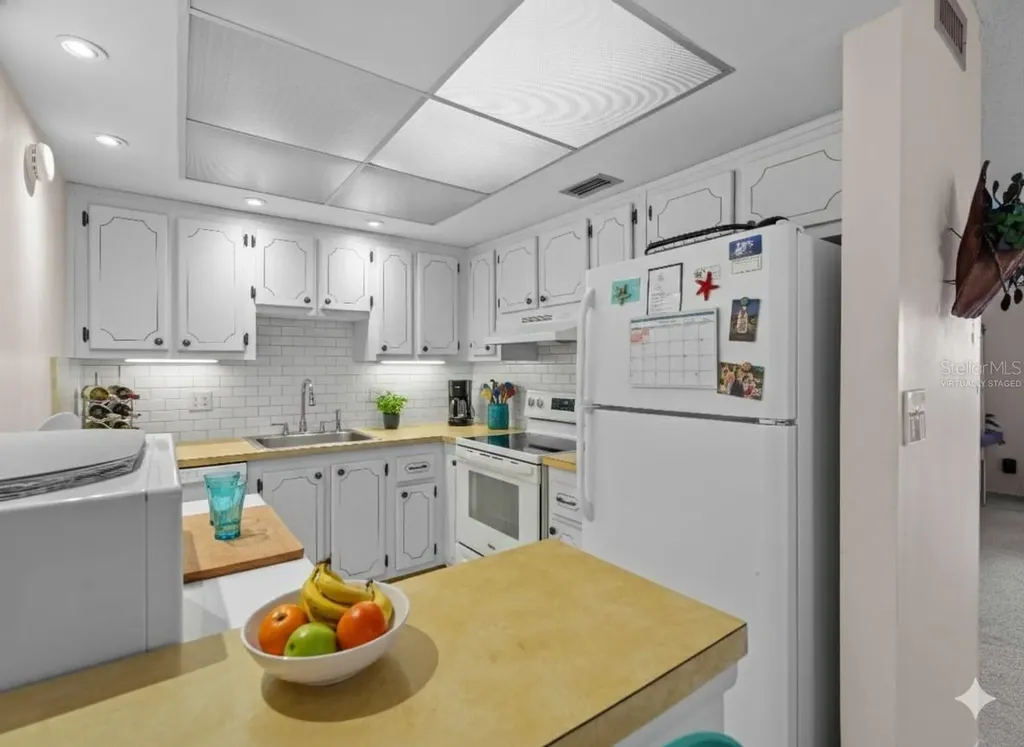 72 Boundary Boulevard Rotonda West FL 33947