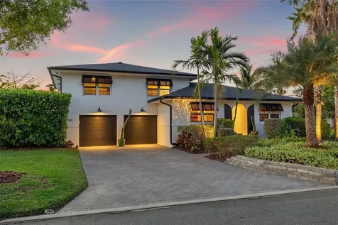 546 Rafael Boulevard NE St Petersburg FL 33704