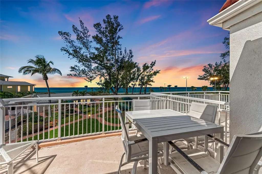 5055 Gulf Of Mexico Drive Longboat Key FL 34228