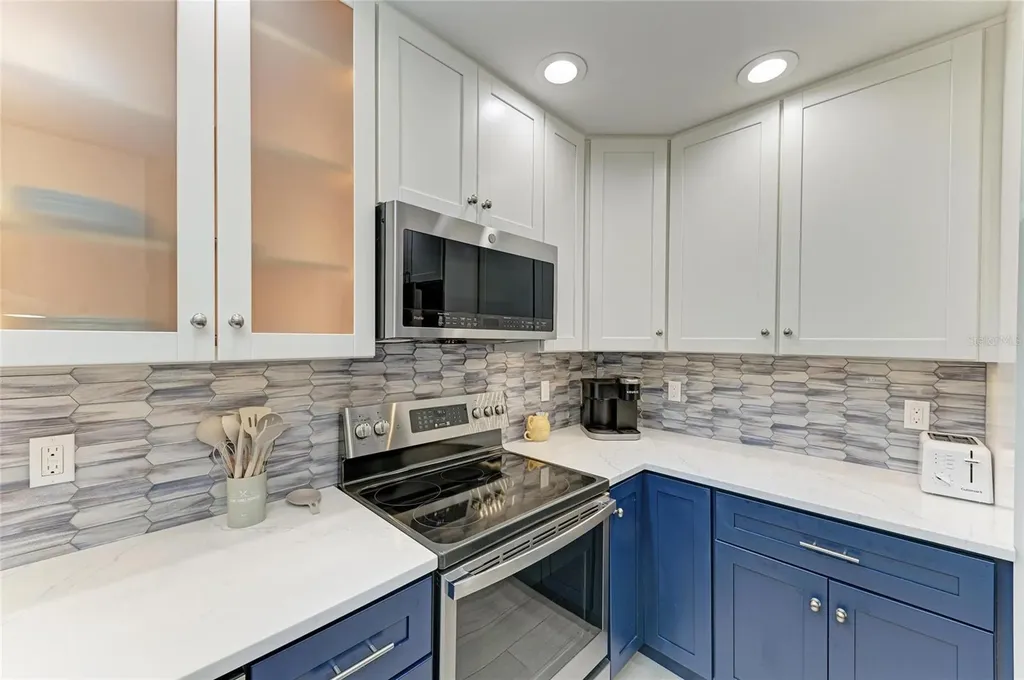 5055 Gulf Of Mexico Drive Longboat Key FL 34228