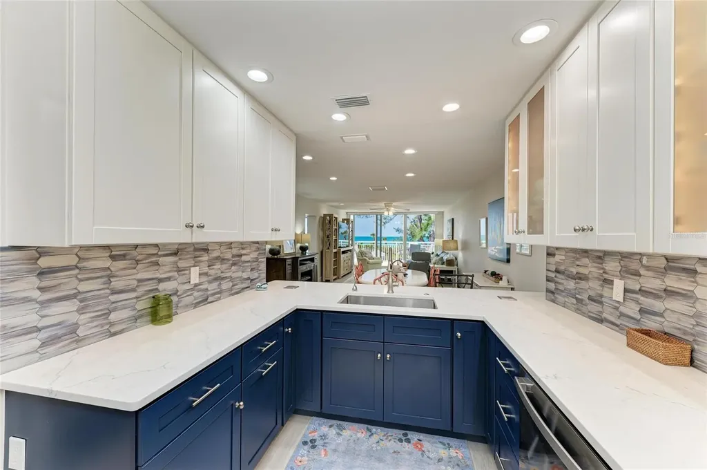 5055 Gulf Of Mexico Drive Longboat Key FL 34228