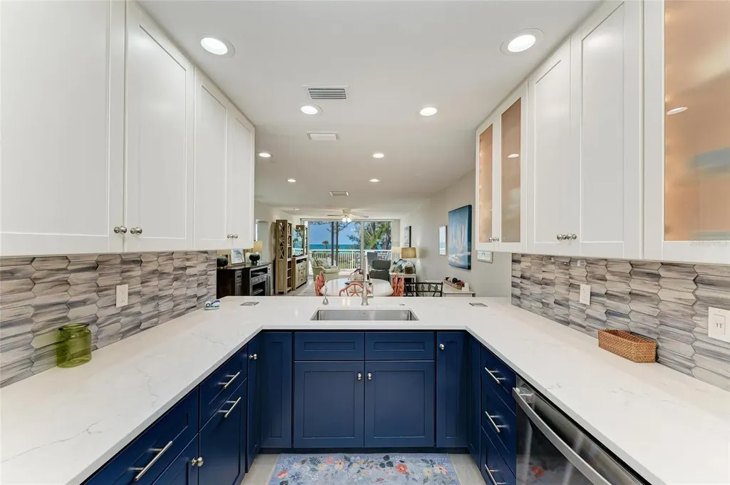 5055 Gulf Of Mexico Drive Longboat Key FL 34228