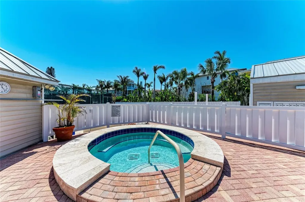 5055 Gulf Of Mexico Drive Longboat Key FL 34228