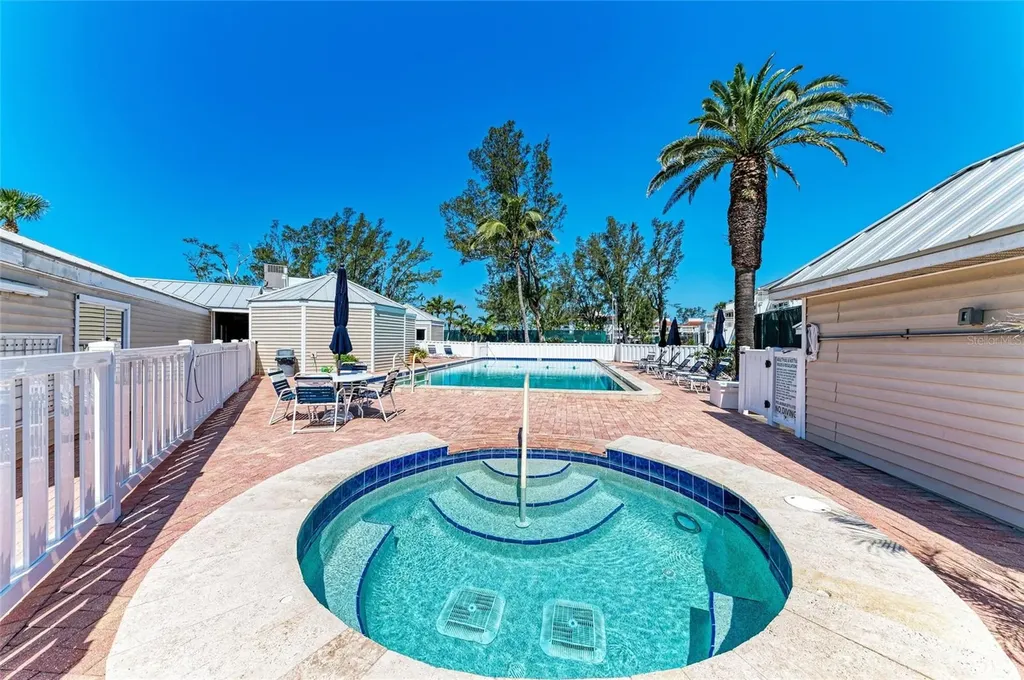 5055 Gulf Of Mexico Drive Longboat Key FL 34228