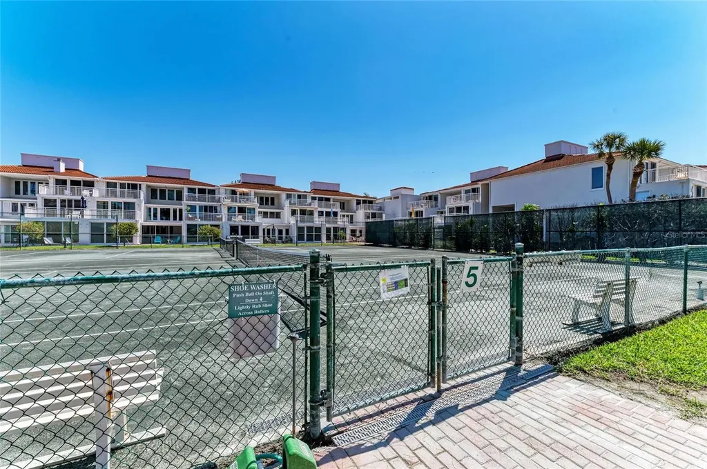5055 Gulf Of Mexico Drive Longboat Key FL 34228