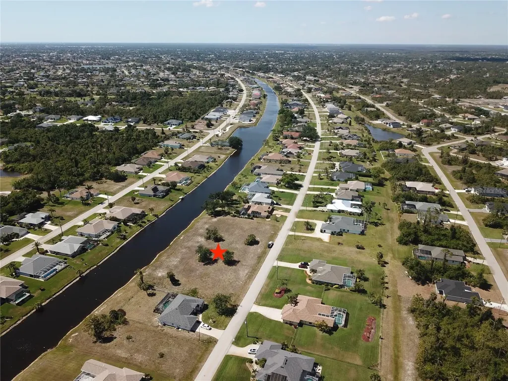 826 Boundary Boulevard Rotonda West FL 33947