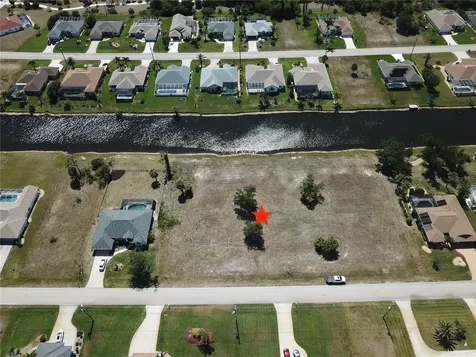 826 Boundary Boulevard Rotonda West FL 33947