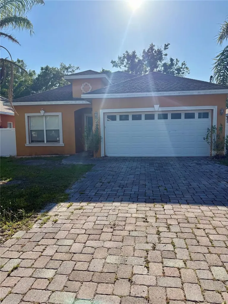 6904 N Glen Avenue Tampa FL 33614