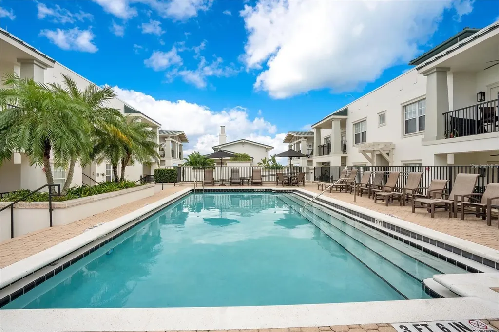 2305 Edgewater Drive Orlando FL 32804