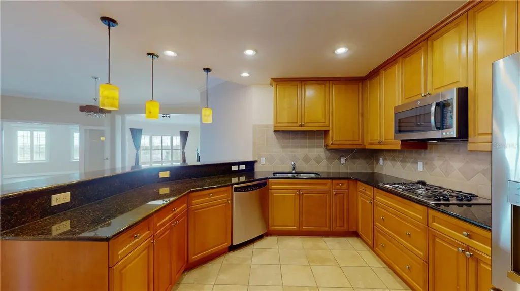 2305 Edgewater Drive Orlando FL 32804