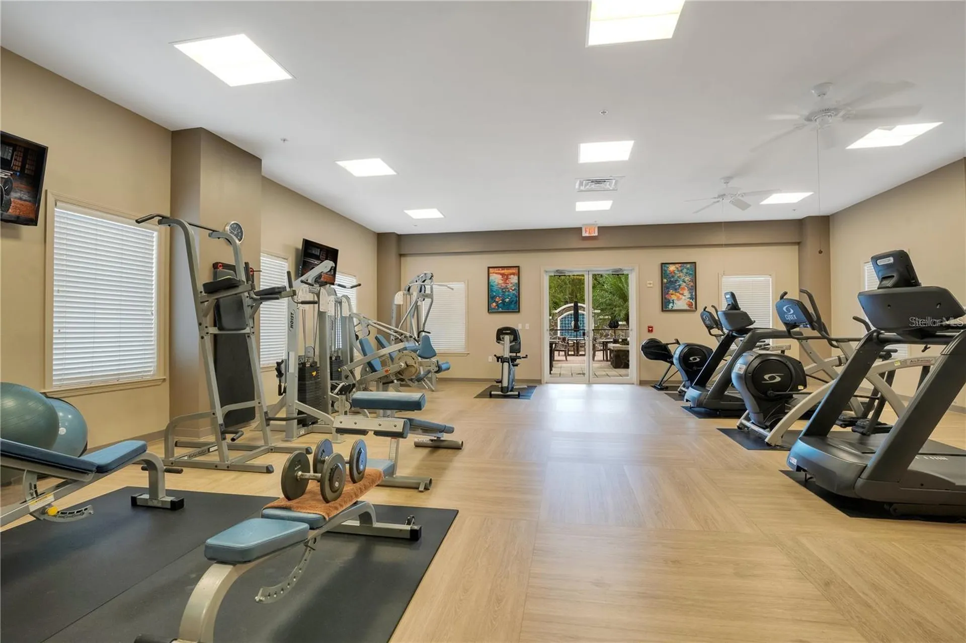 2305 Edgewater Drive Orlando FL 32804