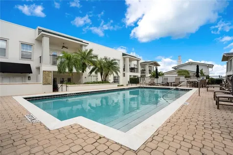 2305 Edgewater Drive Orlando FL 32804