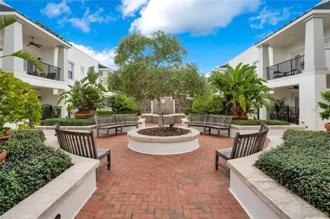 2305 Edgewater Drive Orlando FL 32804