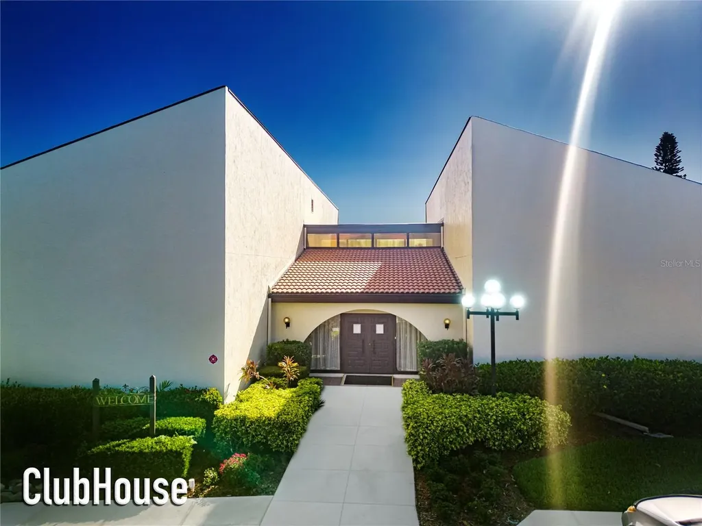 3690 Pinecrest Street Sarasota FL 34232