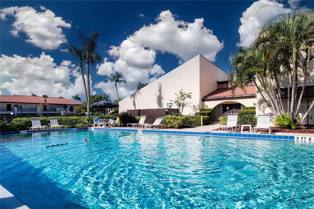 3690 Pinecrest Street Sarasota FL 34232