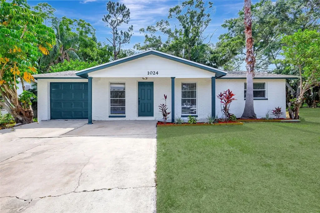 1024 Applewood Drive Clearwater FL 33759