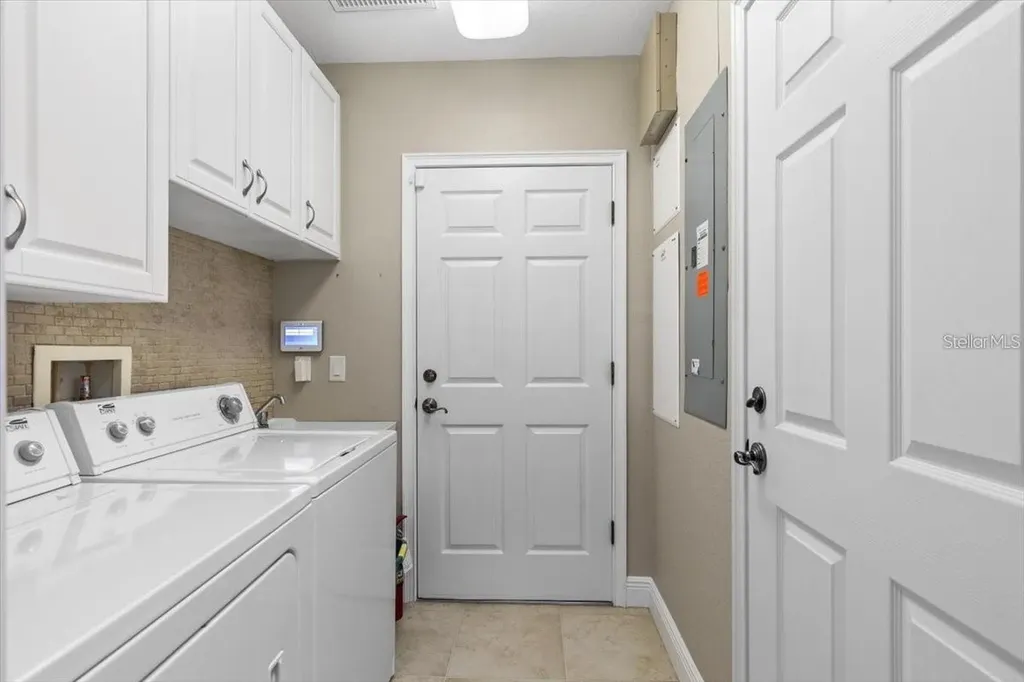 1143 Riverscape Street Bradenton FL 34208