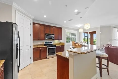 1143 Riverscape Street Bradenton FL 34208
