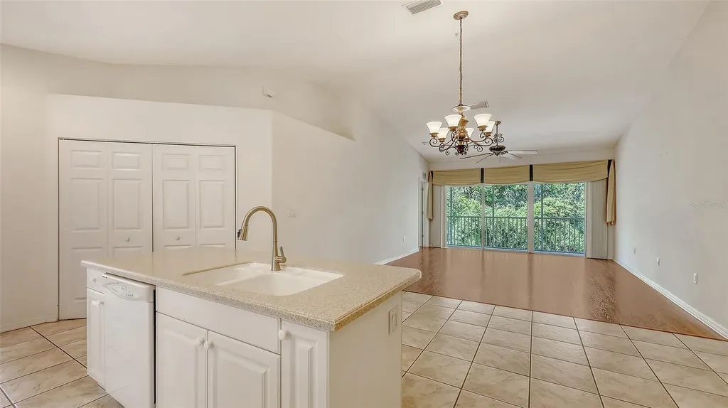 7632 Marsh Orchid Circle Bradenton FL 34203