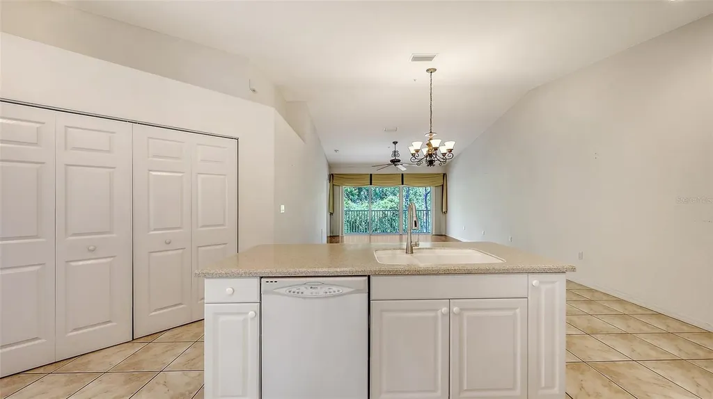 7632 Marsh Orchid Circle Bradenton FL 34203