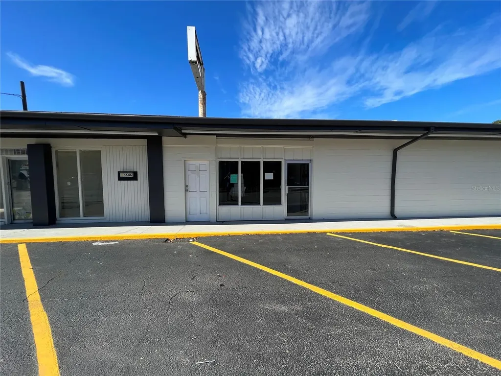 8610 N Suwanee Avenue Tampa FL 33604
