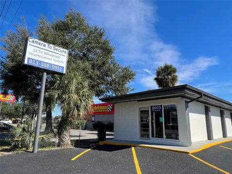 8610 N Suwanee Avenue Tampa FL 33604