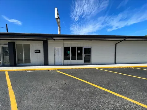8610 N Suwanee Avenue Tampa FL 33604