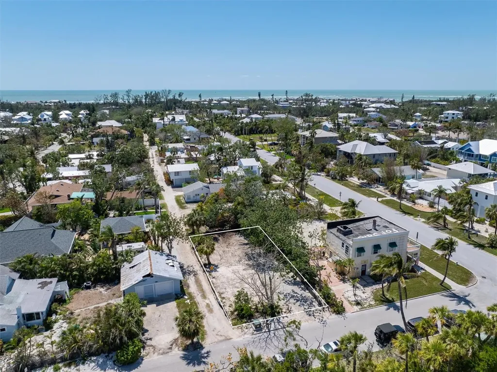 6981 Lois Avenue Longboat Key FL 34228