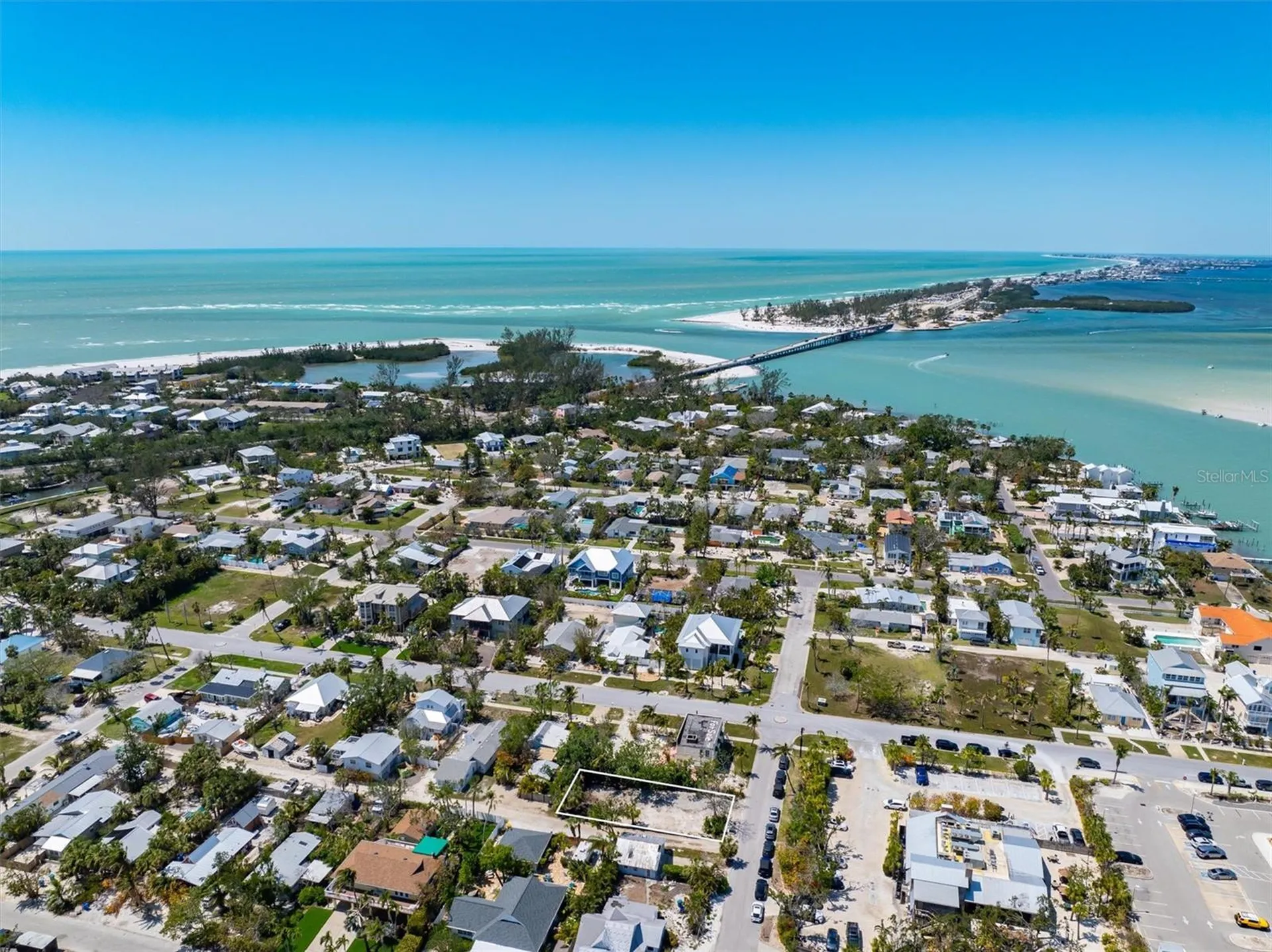 6981 Lois Avenue Longboat Key FL 34228