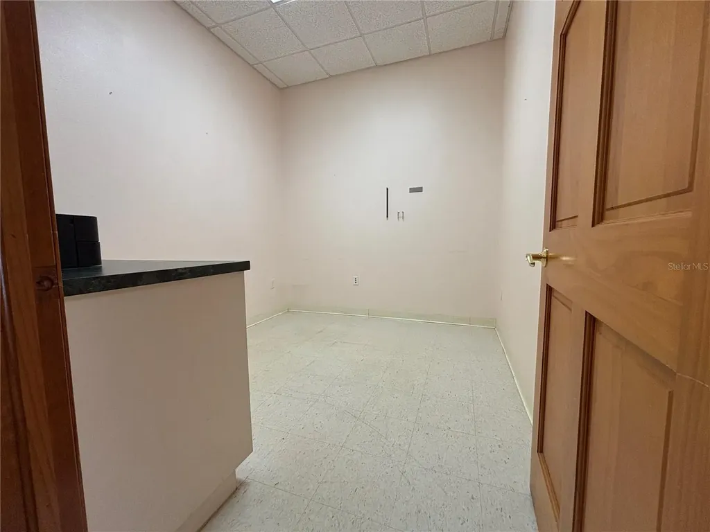 2855 Alt 19 Palm Harbor FL 34683