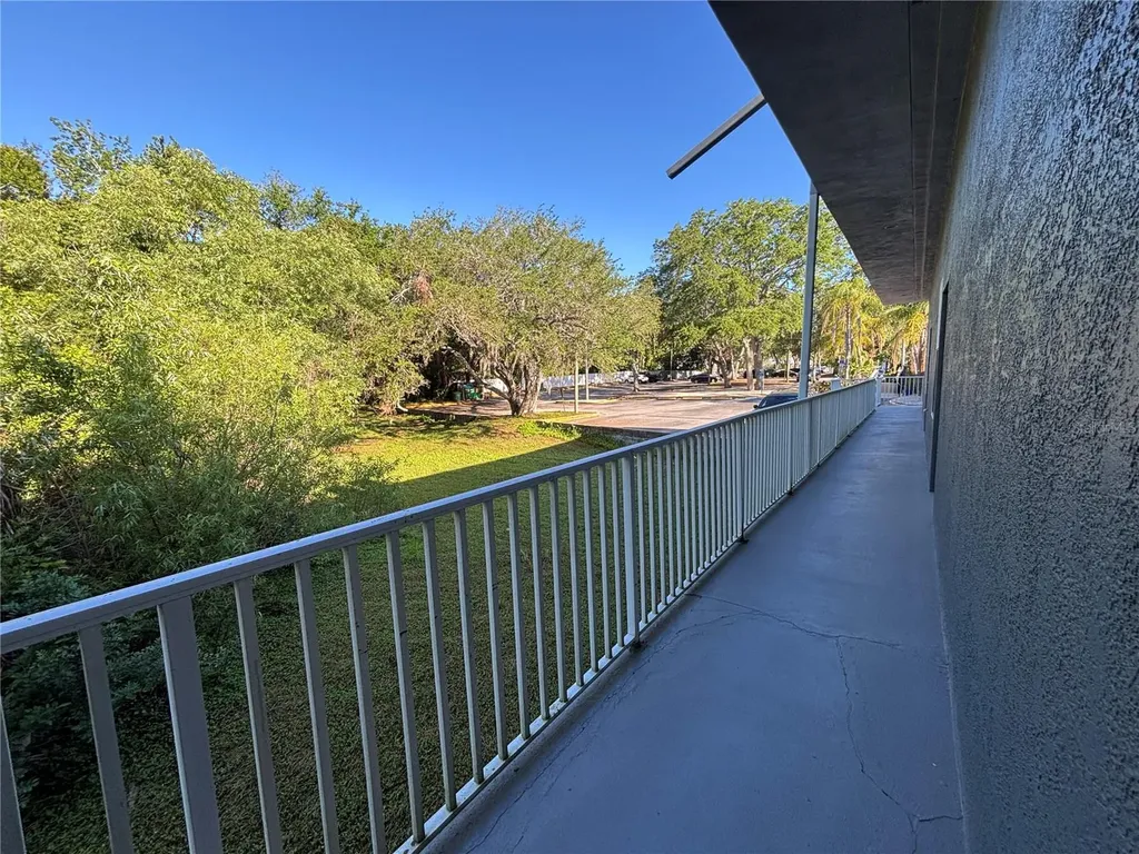 2855 Alt 19 Palm Harbor FL 34683