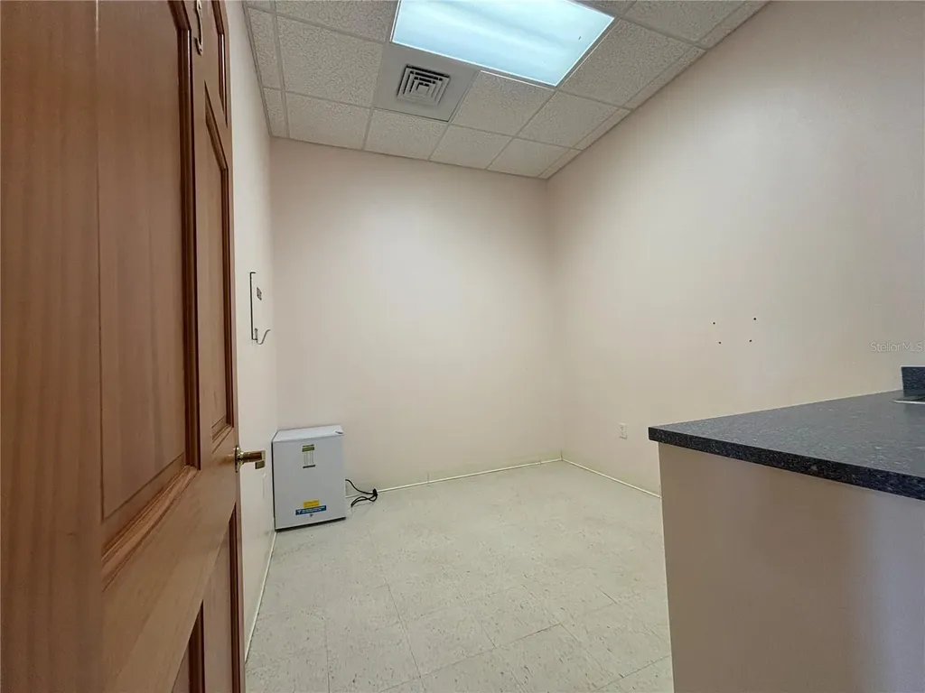 2855 Alt 19 Palm Harbor FL 34683