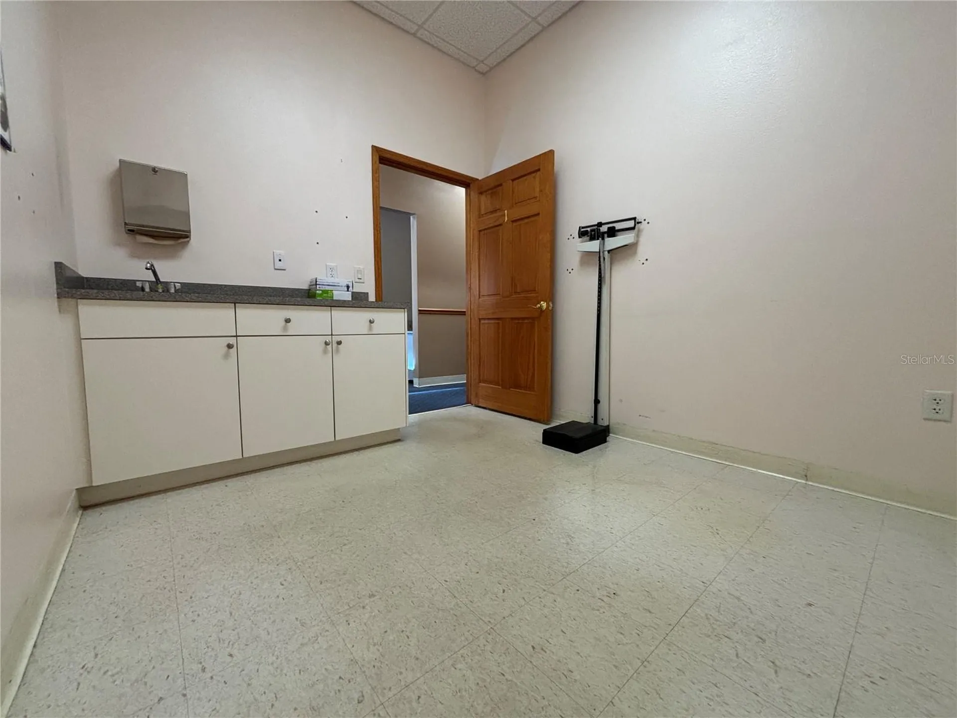 2855 Alt 19 Palm Harbor FL 34683