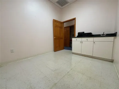 2855 Alt 19 Palm Harbor FL 34683