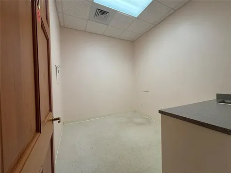 2855 Alt 19 Palm Harbor FL 34683