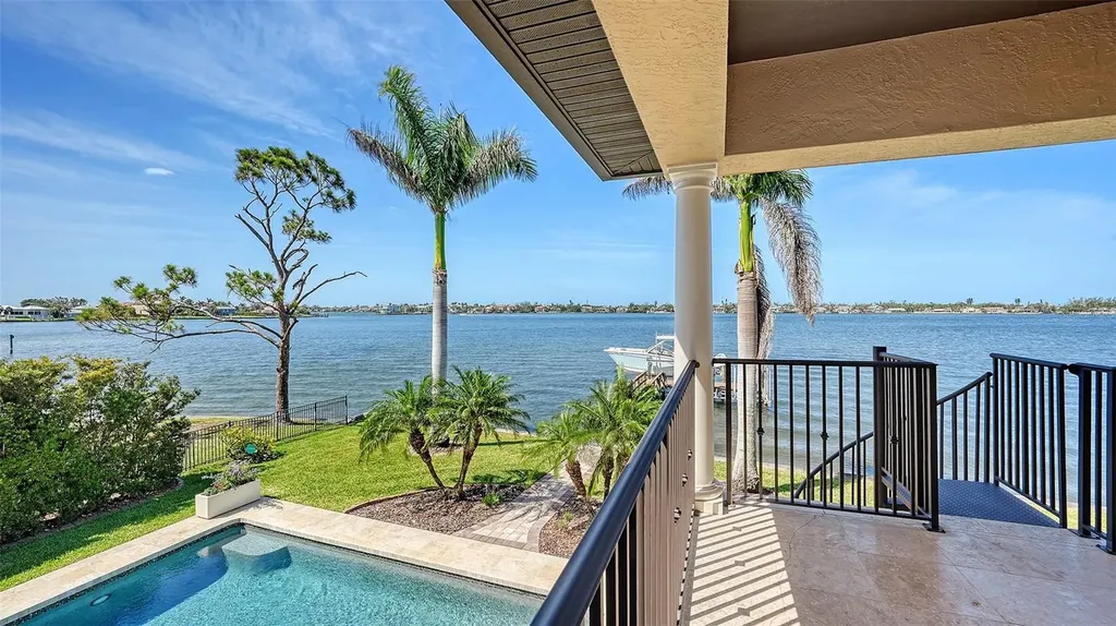 7342 Captain Kidd Avenue Sarasota FL 34231