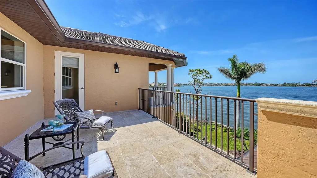7342 Captain Kidd Avenue Sarasota FL 34231