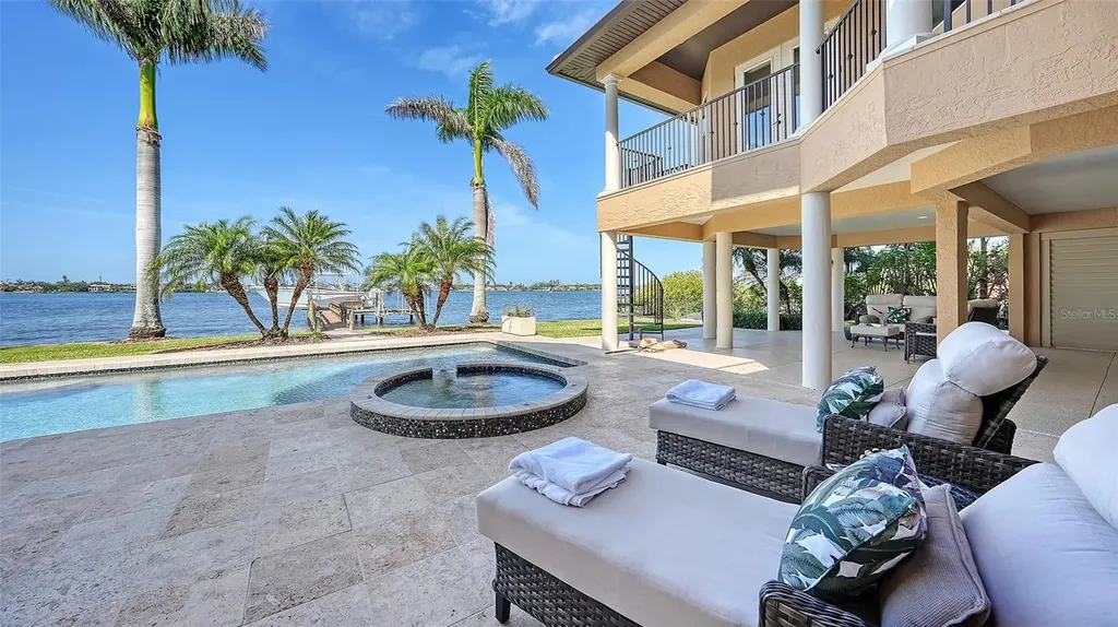 7342 Captain Kidd Avenue Sarasota FL 34231