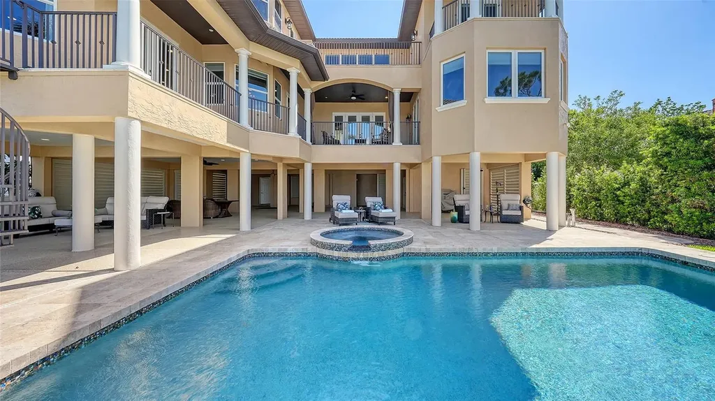 7342 Captain Kidd Avenue Sarasota FL 34231