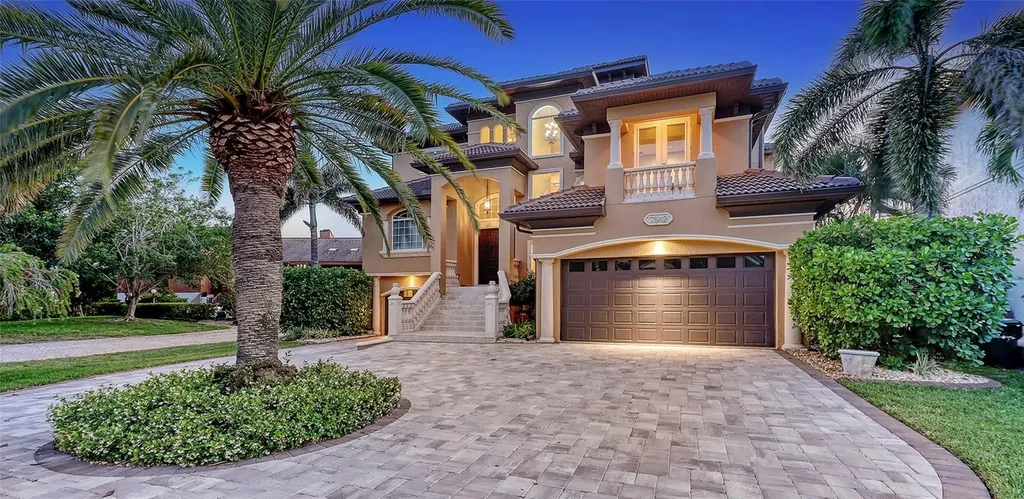 7342 Captain Kidd Avenue Sarasota FL 34231
