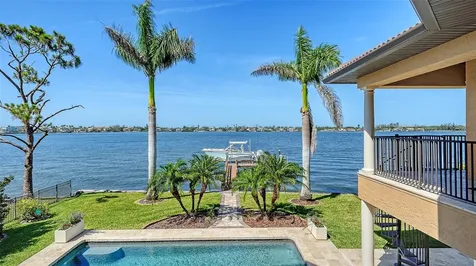 7342 Captain Kidd Avenue Sarasota FL 34231