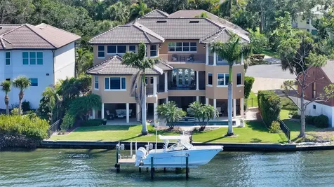 7342 Captain Kidd Avenue Sarasota FL 34231