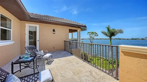 7342 Captain Kidd Avenue Sarasota FL 34231
