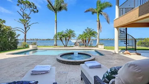 7342 Captain Kidd Avenue Sarasota FL 34231