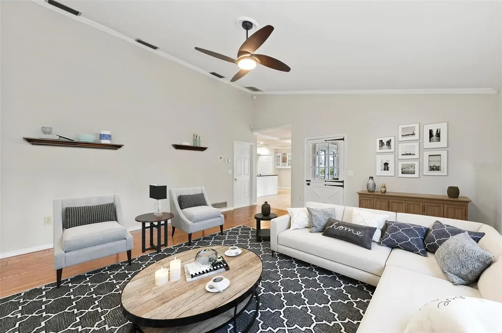 5504 Beneva Woods Circle Sarasota FL 34233