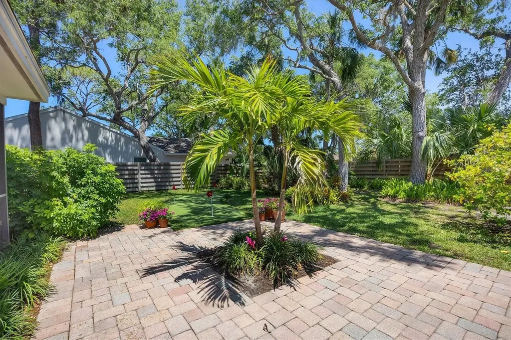 5504 Beneva Woods Circle Sarasota FL 34233