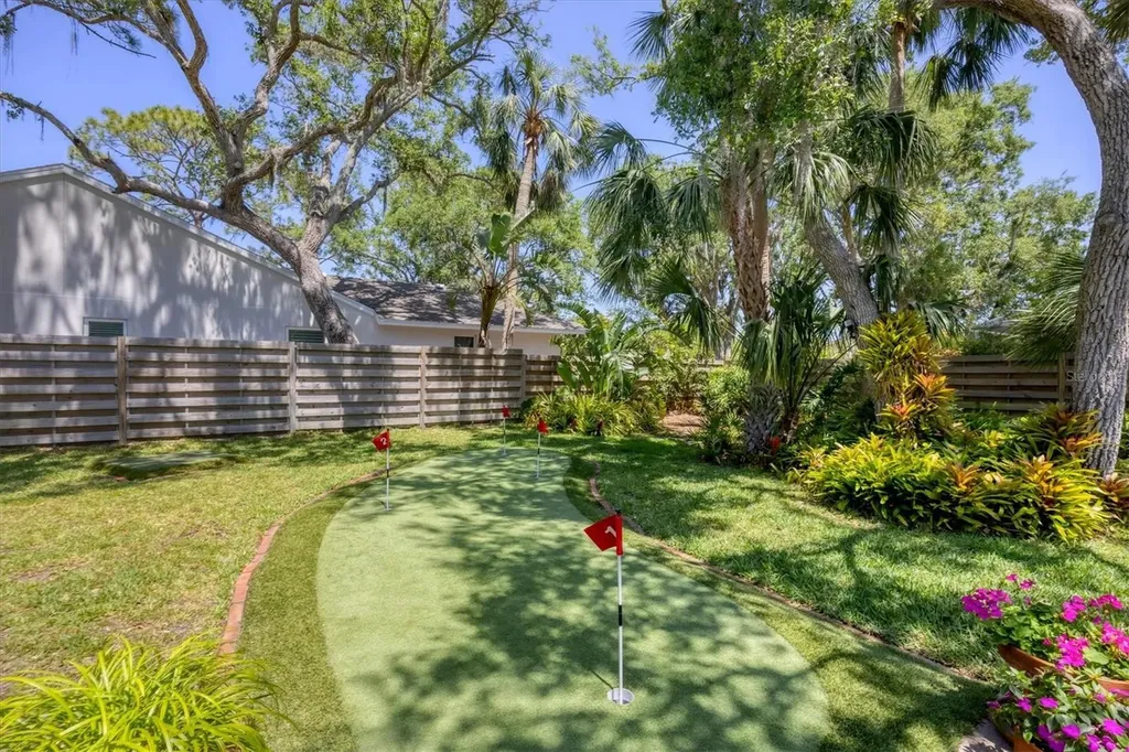 5504 Beneva Woods Circle Sarasota FL 34233
