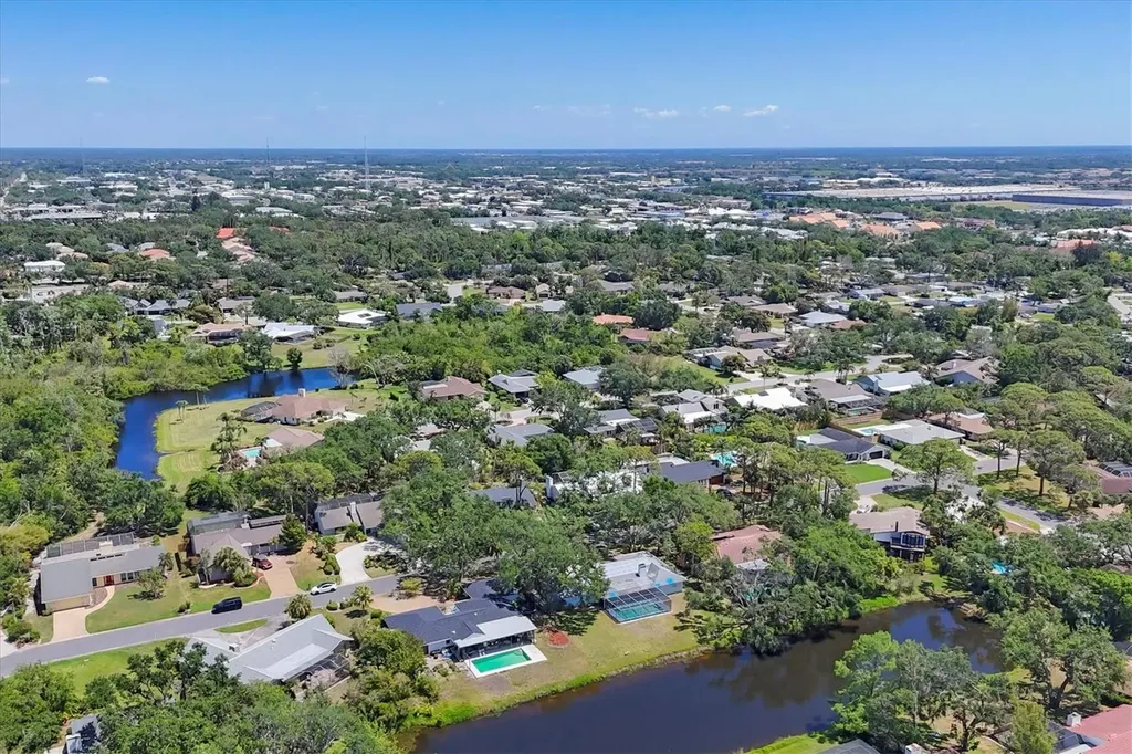 5504 Beneva Woods Circle Sarasota FL 34233