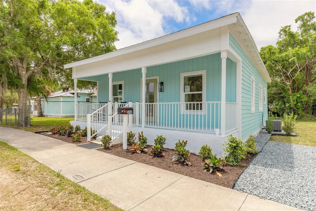 306 Sheldon Street New Smyrna Beach FL 32168